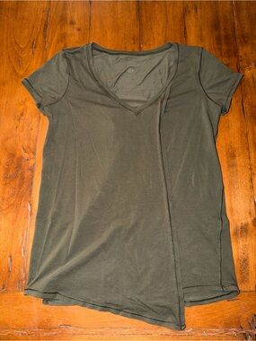 lululemon athletica Olive Green V-Neck Short Sleeve Top